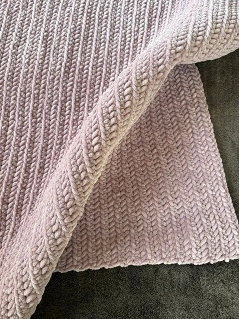 patron gratuit couverture fil chenille