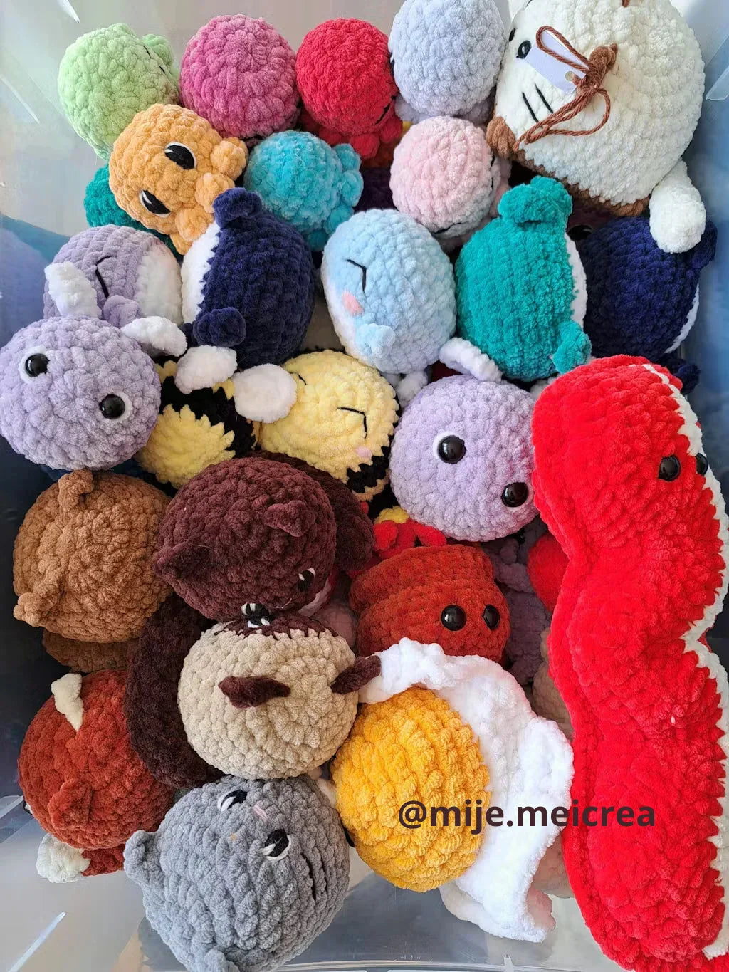 Fil chenille : Bunny Baby - Wolans Yarns LilyWools - Amigurumis et Crochets