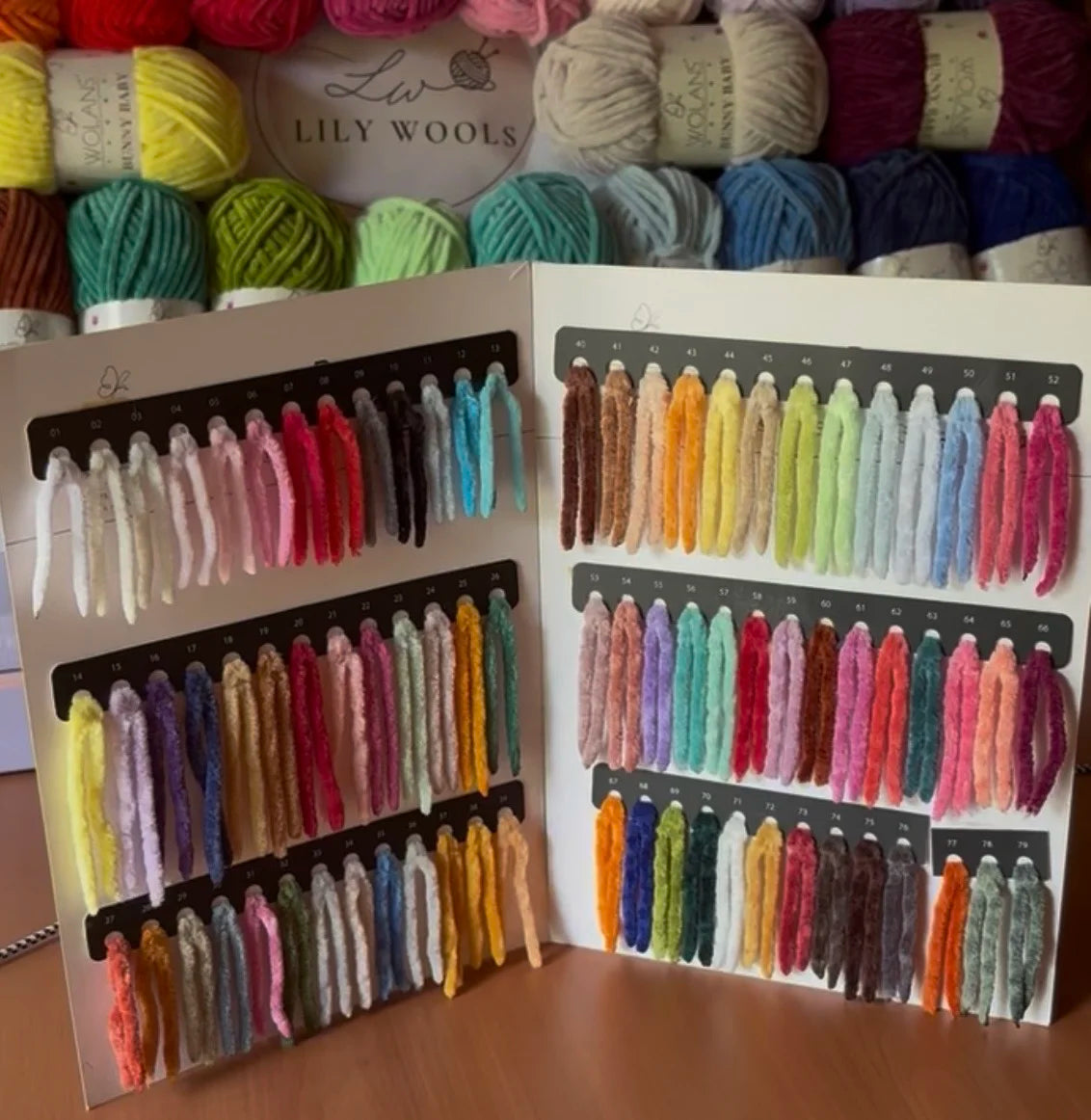 Fil chenille : Bunny Baby - Wolans Yarns LilyWools - Amigurumis et Crochets